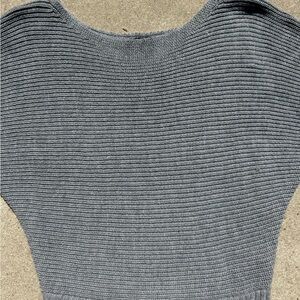 Forever 21  (Jr’s sz S) gray cable cozy sweater